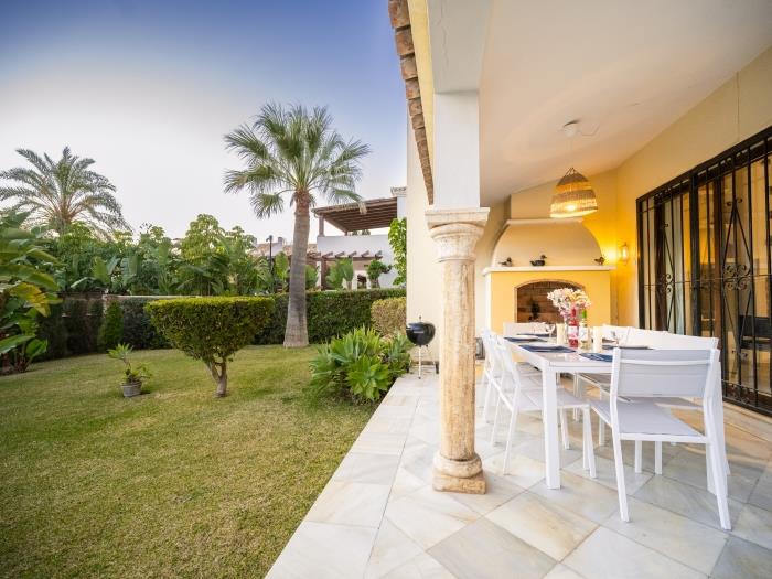 2 minutes walking to the beach Playa el Alicate