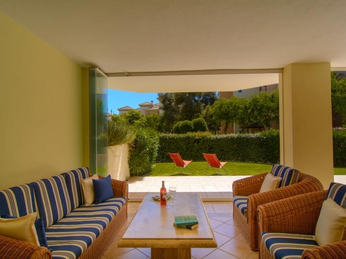 Spacious terrace (67m2) with folding patio doors