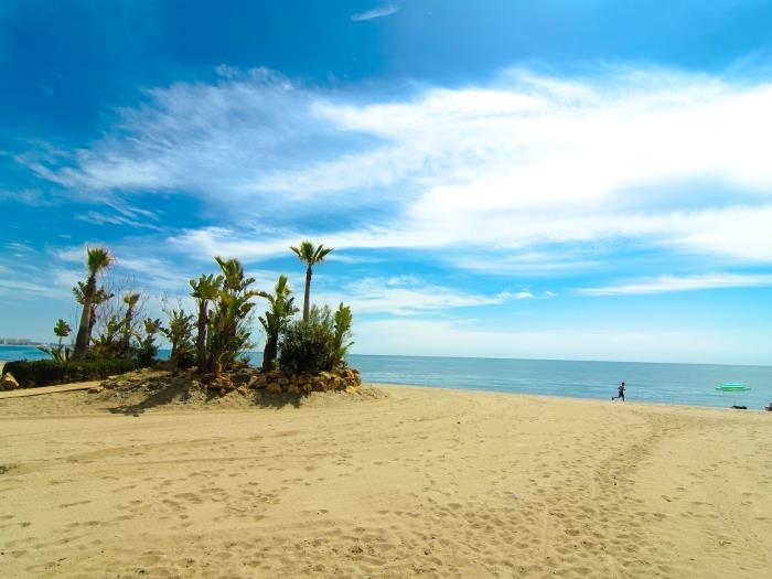 Smooth entrance in the sea on Playa el Saladillo