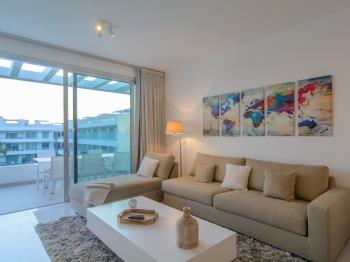 Brand new penthouse in Belair, solarium, pools