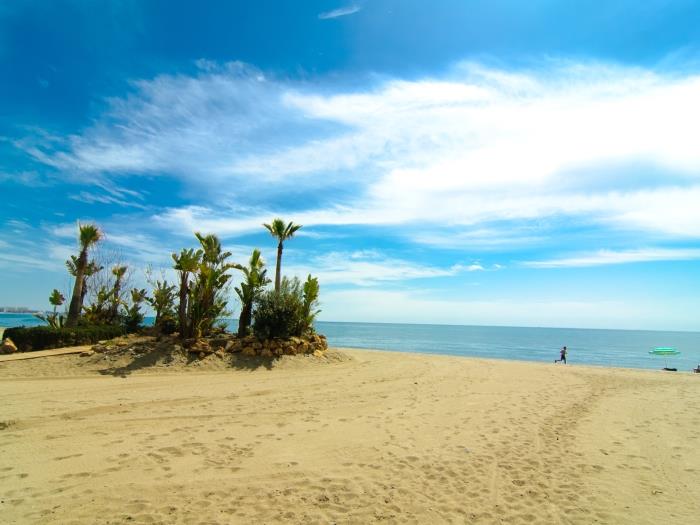 Smooth entrance in the sea on Playa el Saladillo