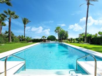 1077 Beach Villa El Paraiso